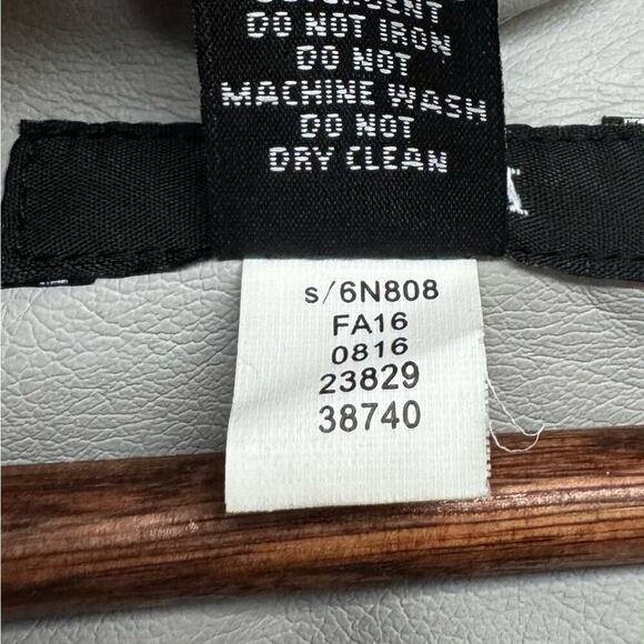 Alfani Women’s Light Gray Leather Jacket with Zipper Size M - Picture 7 of 7